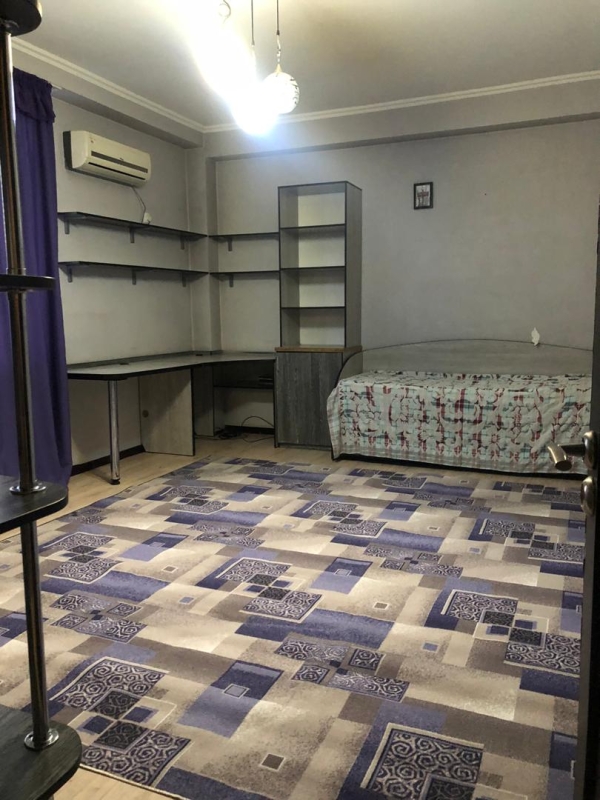 Продаю 3-к квартиру (105 м²) в Бишкеке