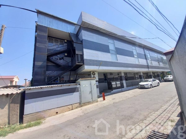 Продаю 1-к помещение (1060 м²) в Бишкеке