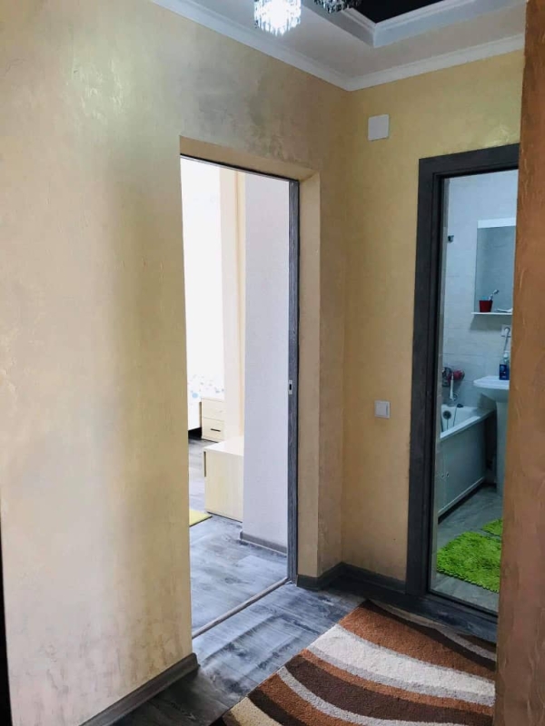 Продаю 2-к квартиру (75 м²) в Бишкеке