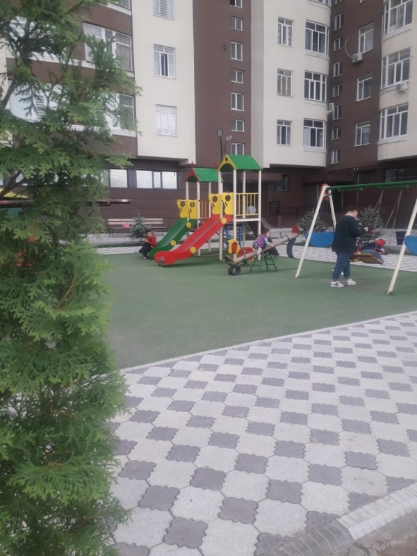 Продаю 2-к квартиру (75 м²) в Бишкеке