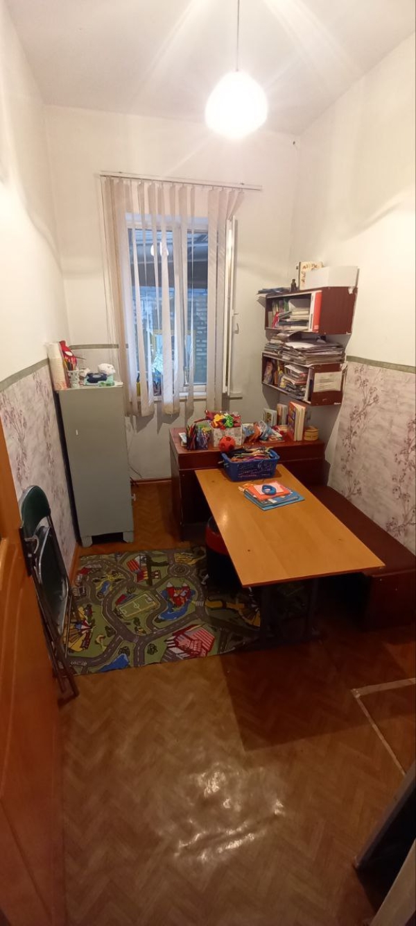 Продаю 4-к дом (109 м²) в Бишкеке