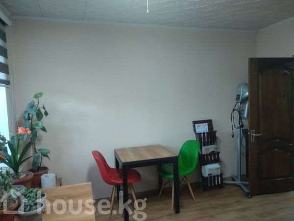 Продаю 3-к дом (88 м²) в Бишкеке