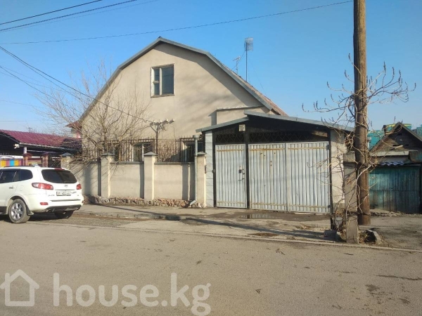 Продаю 3-к дом (88 м²) в Бишкеке