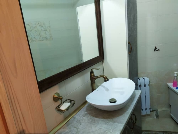 Продаю 2-к квартиру (83 м²) в Бишкеке