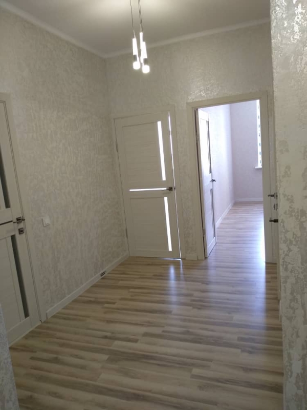 Продаю 2-к квартиру (65 м²) в Бишкеке