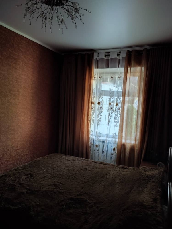 Продаю 3-к дом (61 м²) в Бишкеке