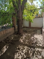 Продаю 3-к дом (61 м²) в Бишкеке
