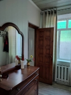 Продаю 3-к дом (61 м²) в Бишкеке