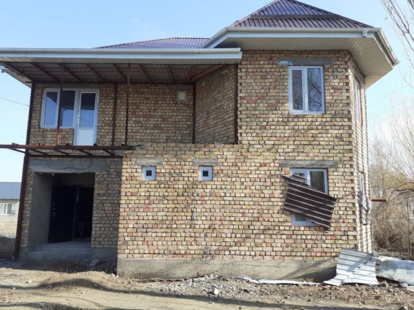 Продаю 6-к дом (180 м²) в Бишкеке