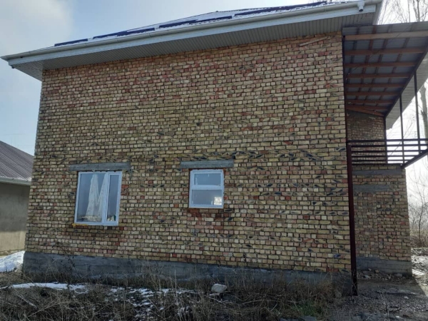 Продаю 6-к дом (180 м²) в Бишкеке