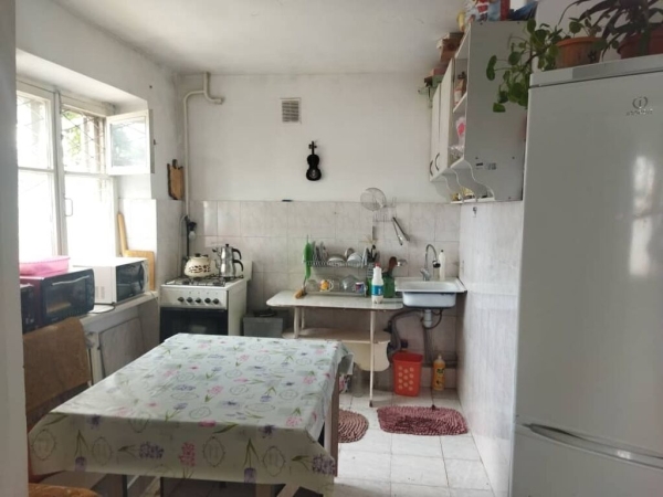 Продаю 1-к квартиру (43 м²) в Бишкеке
