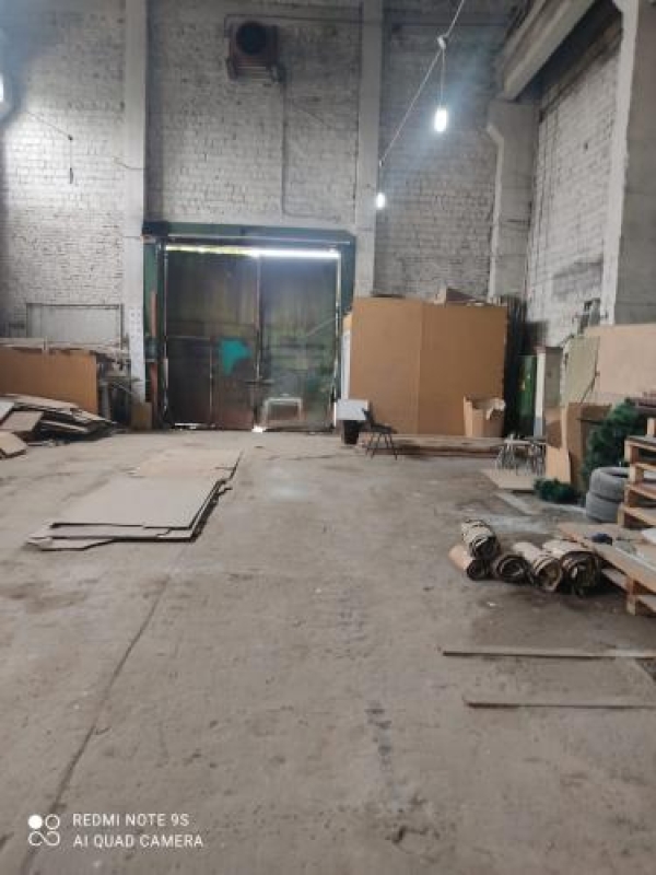 Продаю 2-к помещение (550 м²) в Бишкеке
