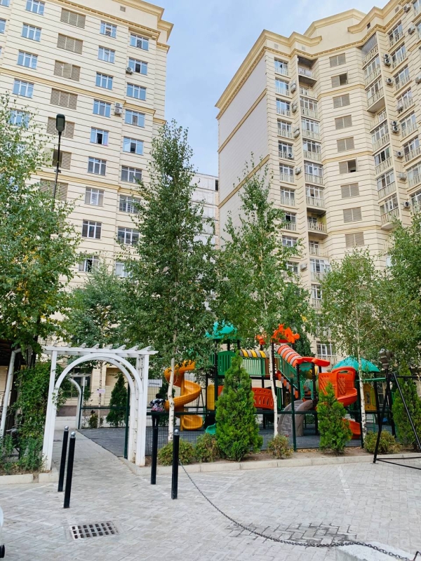 Продаю 3-к квартиру (66 м²) в Бишкеке