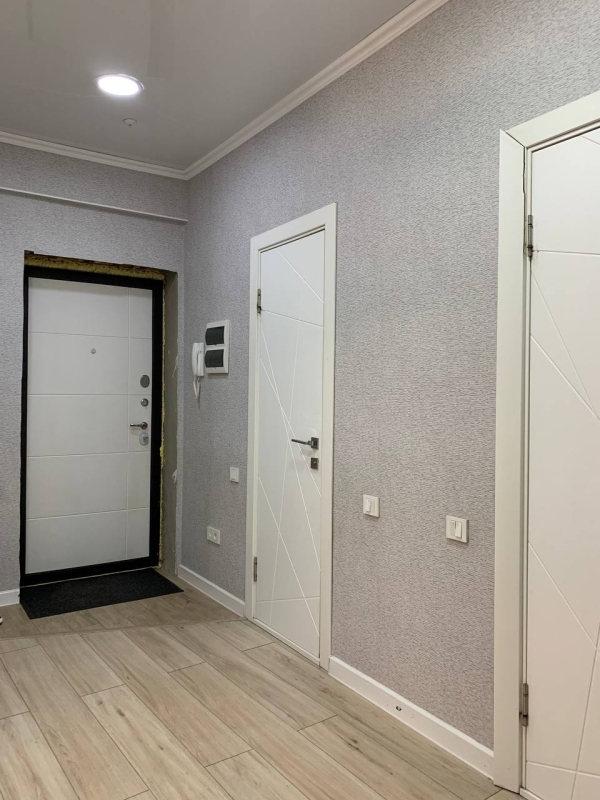 Продаю 3-к квартиру (66 м²) в Бишкеке