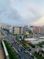 Продаю 3-к квартиру (66 м²) в Бишкеке