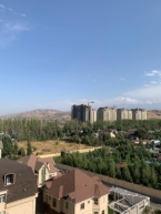 Продаю 5-к квартиру (122 м²) в Бишкеке