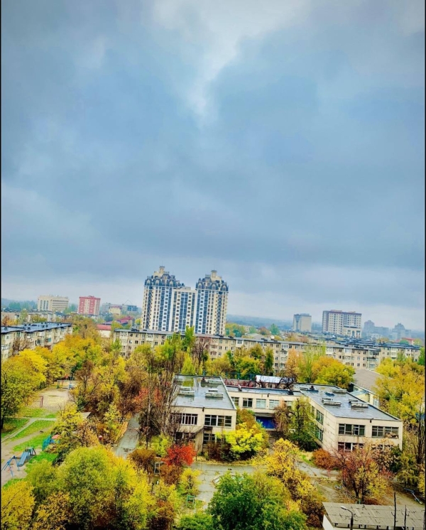 Продаю 3-к квартиру (96 м²) в Бишкеке