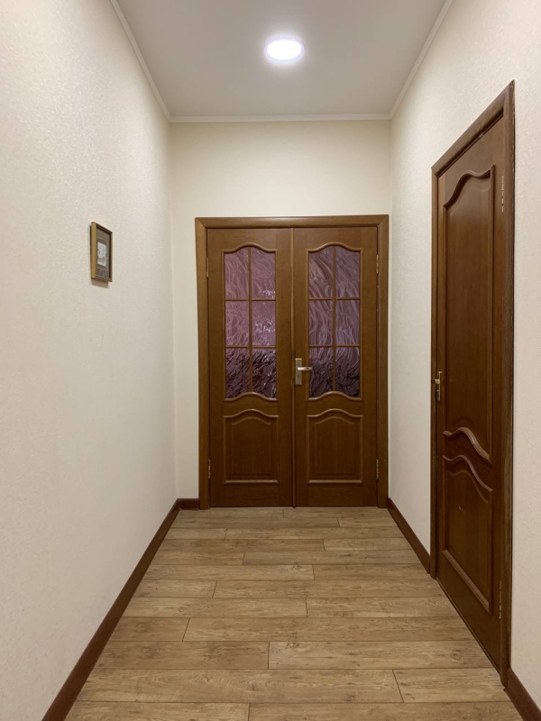 Сдаю 6-к дом (176 м²) в Бишкеке