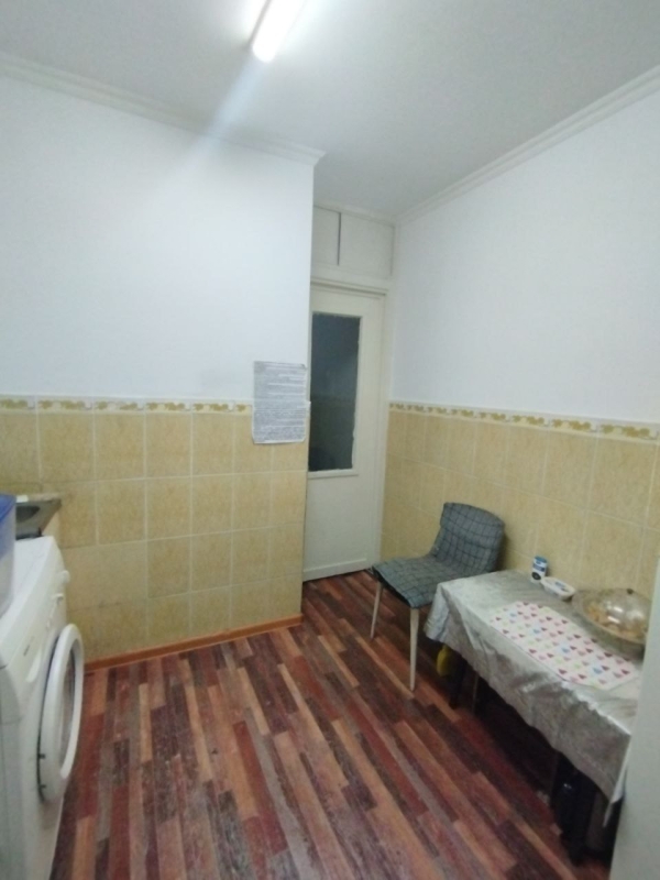 Продаю 3-к квартиру (58 м²) в Бишкеке