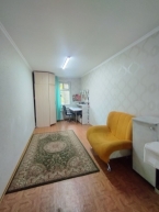 Продаю 3-к квартиру (58 м²) в Бишкеке