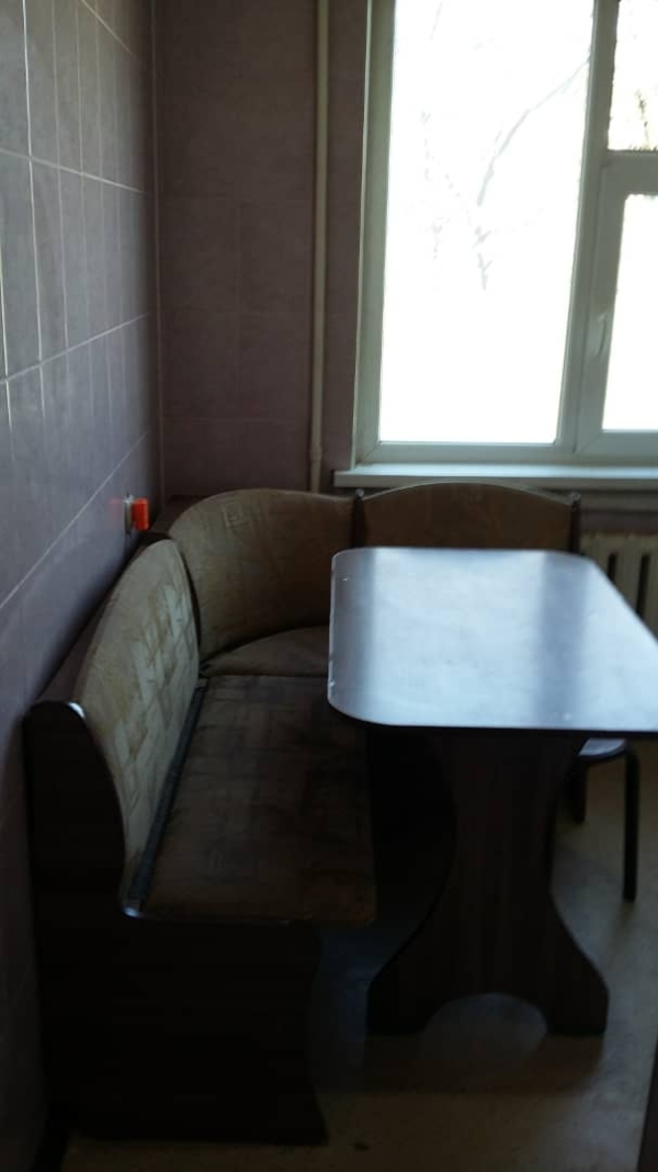 Продаю 3-к квартиру (62 м²) в Бишкеке
