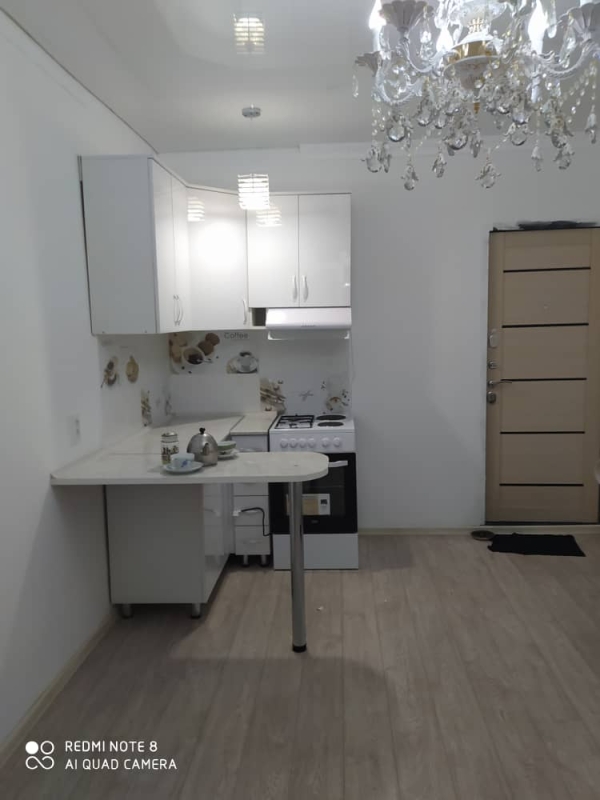 Продаю 1-к квартиру (15 м²) в Бишкеке
