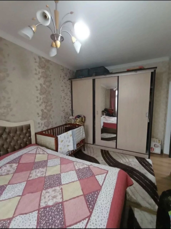 Продаю 4-к квартиру (110 м²) в Бишкеке