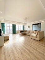 Продаю 4-к квартиру (185 м²) в Бишкеке
