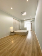 Продаю 4-к квартиру (185 м²) в Бишкеке