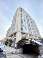 Продаю 4-к квартиру (185 м²) в Бишкеке