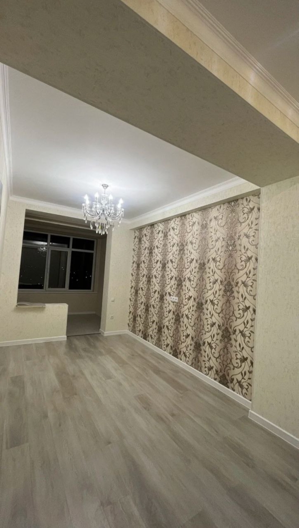 Продаю 1-к квартиру (57 м²) в Бишкеке