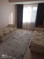 Сдаю 3-к квартиру (100 м²) в Бишкеке