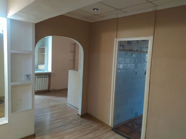 Продаю 4-к квартиру (88 м²) в Бишкеке