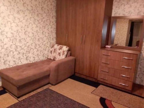 Продаю 1-к квартиру (39 м²) в Бишкеке