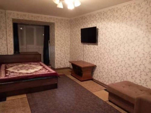 Продаю 1-к квартиру (39 м²) в Бишкеке
