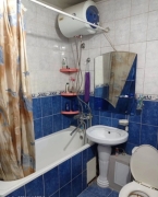 Продаю 3-к квартиру (60 м²) в Бишкеке