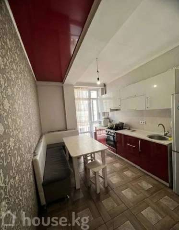 Продаю 3-к квартиру (80 м²) в Бишкеке