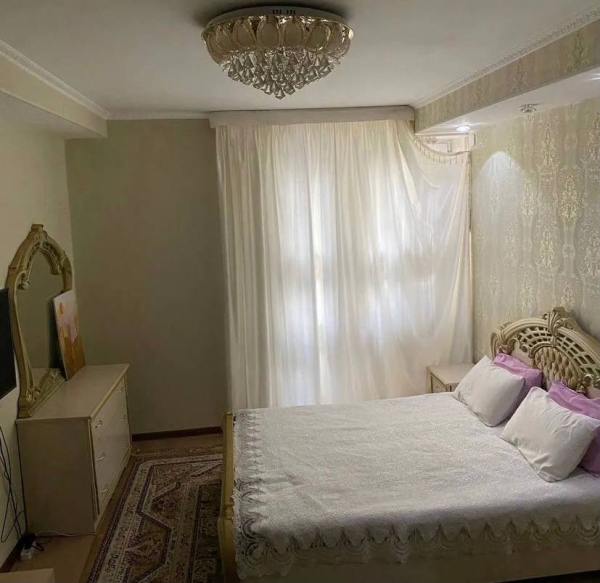 Продаю 3-к квартиру (115 м²) в Бишкеке