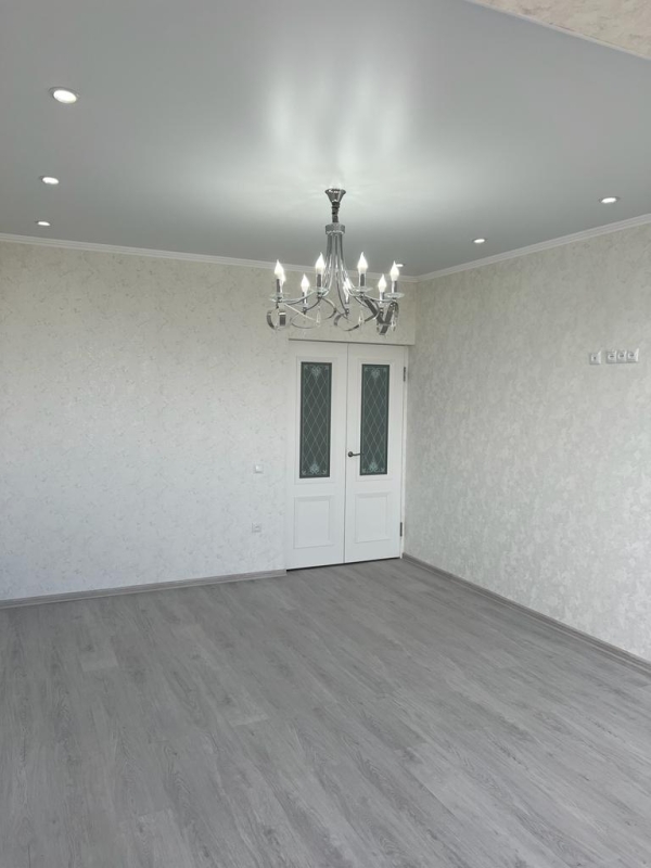 Продаю 2-к квартиру (72 м²) в Бишкеке