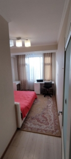 Продаю 4-к квартиру (100 м²) в Бишкеке