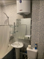Продаю 1-к квартиру (42 м²) в Бишкеке
