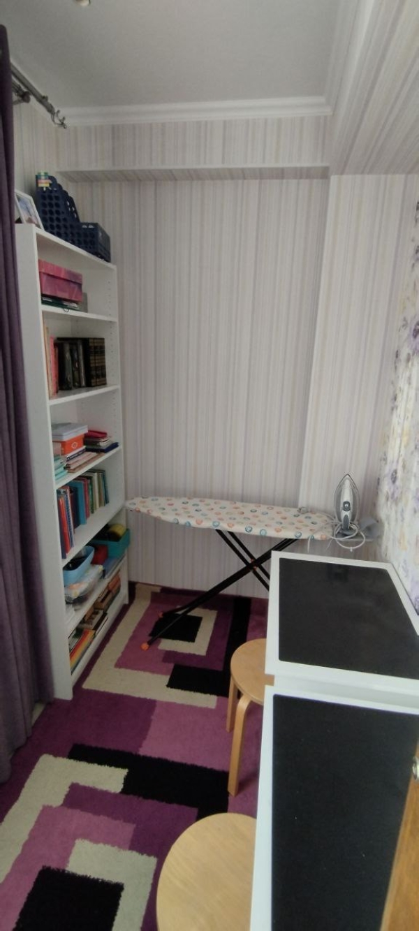 Продаю 4-к квартиру (100 м²) в Бишкеке