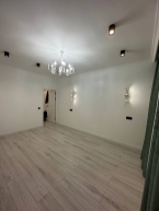 Продаю 3-к квартиру (98 м²) в Бишкеке