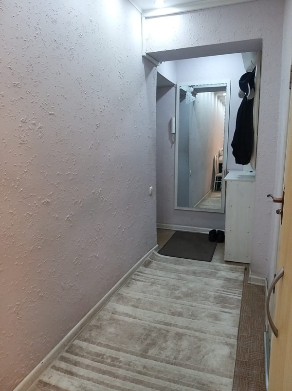 Продаю 2-к квартиру (45.6 м²) в Бишкеке