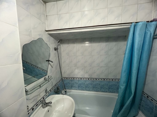 Продаю 3-к квартиру (75 м²) в Бишкеке