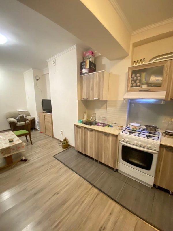 Продаю 2-к квартиру (50 м²) в Бишкеке