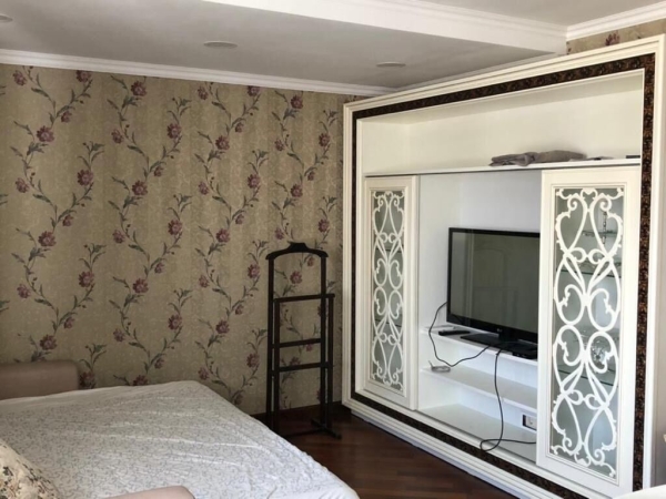 Продаю 3-к квартиру (100 м²) в Бишкеке