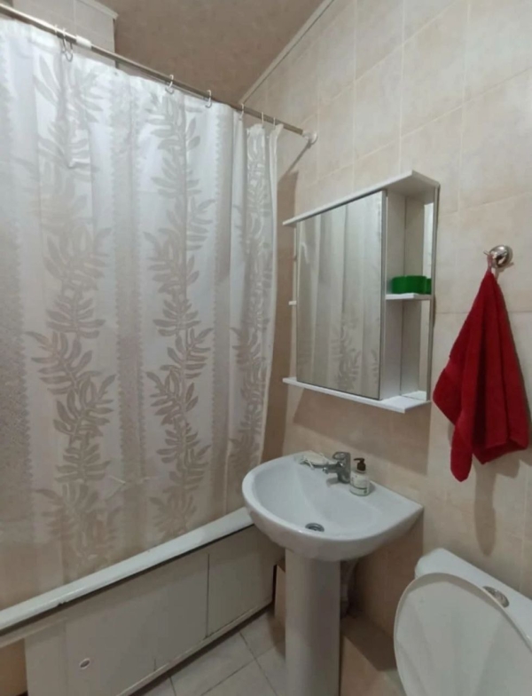 Продаю 3-к квартиру (80 м²) в Бишкеке