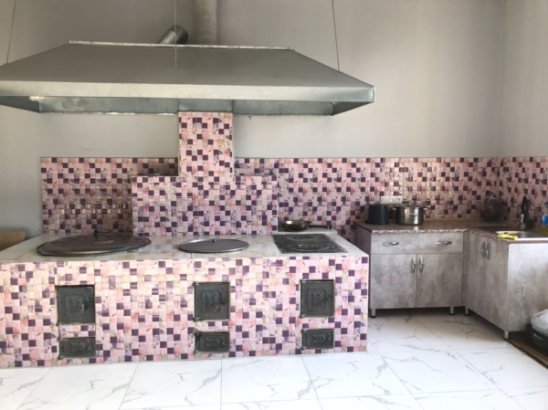 Продаю 5-к дом (221 м²) в Бишкеке