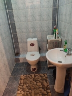 Продаю 2-к квартиру (58 м²) в Бишкеке